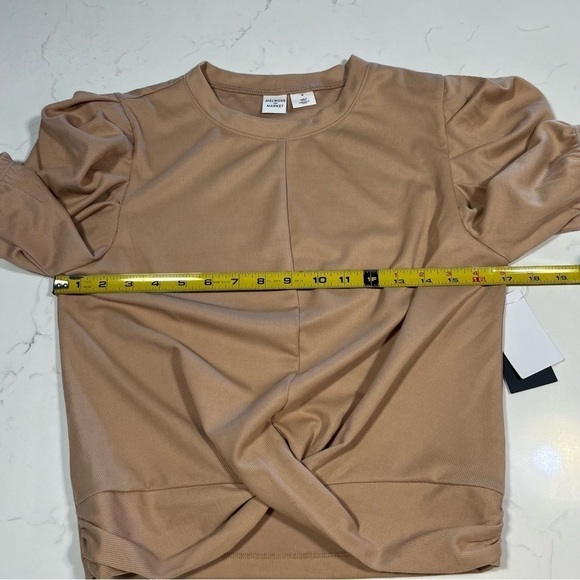 Market & Melrose Tan Puff Sleeve Twist Crop Top Medium - Picture 9 of 10